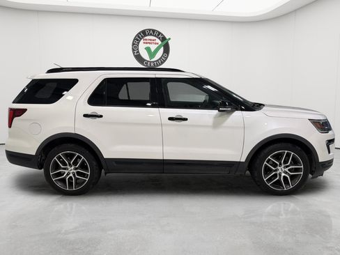Used 2018 Ford Explorer Sport w/ Equipment Group 401A AWD/4WD image 6