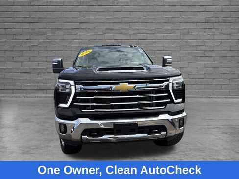 Used 2024 Chevrolet Silverado 2500 LTZ w/ LTZ Premium Package AWD/4WD image 2