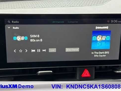 Certified 2025 Kia Carnival EX image 37