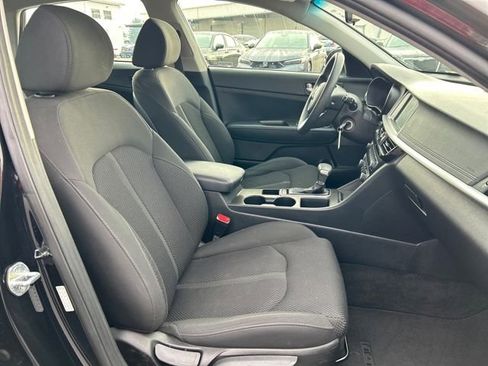 Used 2020 Kia Optima LX image 9