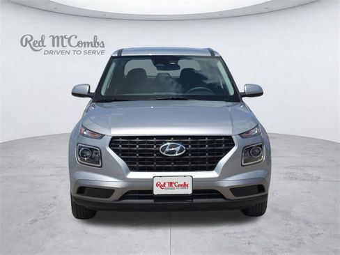Certified 2025 Hyundai Venue SE FWD image 10