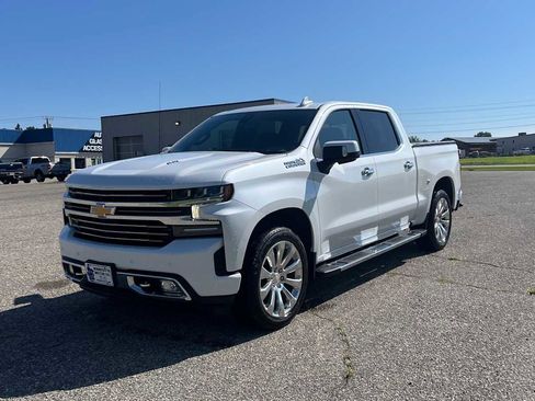 Used 2022 Chevrolet Silverado 1500 High Country image 1
