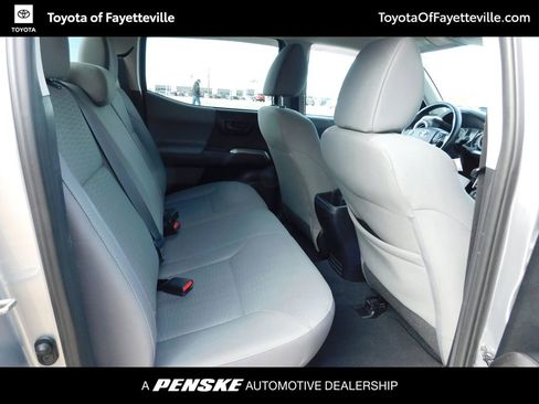 Used 2017 Toyota Tacoma SR5 image 5