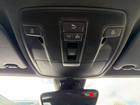 Used 2018 Mercedes-Benz CLA 250 4MATIC image 45