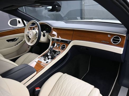 Used 2026 Bentley Continental GTC AWD/4WD image 29