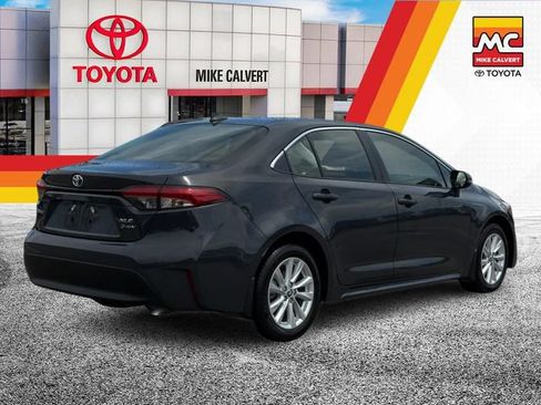 Used 2026 Toyota Corolla XLE FWD image 5