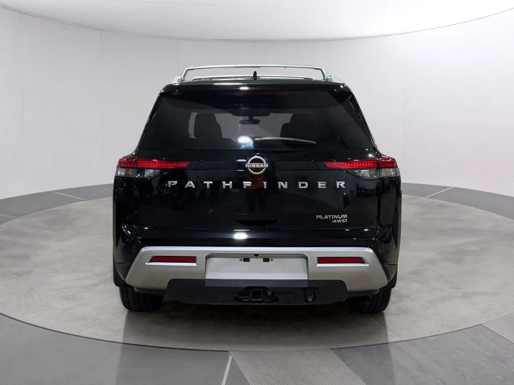 Used 2025 Nissan Pathfinder Platinum AWD/4WD image 4