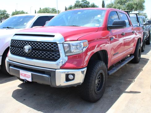 Used 2021 Toyota Tundra SR5 w/ SR5 Leather Package AWD/4WD image 5