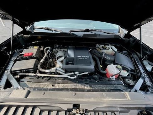 Used 2022 Chevrolet Silverado 1500 RST AWD/4WD image 29