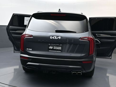 Used 2022 Kia Telluride EX w/ EX Premium Package image 22