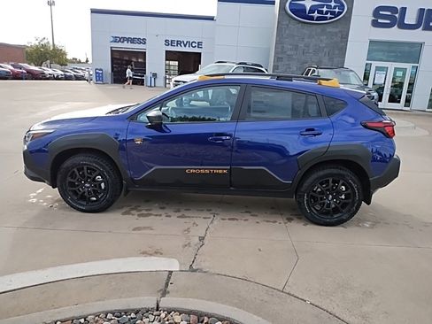 Used 2025 Subaru Crosstrek 2.5i Wilderness w/ Crosstrek Mirror Package image 11