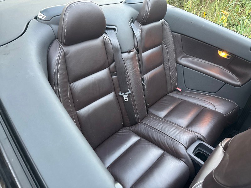 Used 2011 Volvo C70 T5 w/ Convenience Pkg FWD image 32