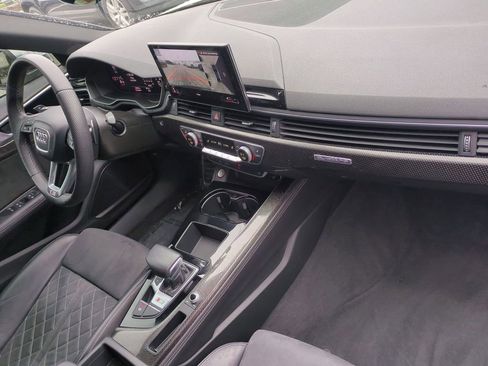 Used 2023 Audi S4 Premium Plus w/ Premium Plus Package AWD/4WD image 40
