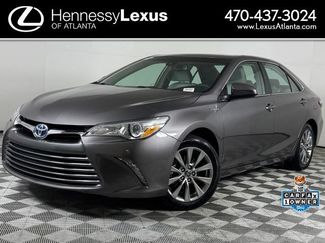 Used 2017 Toyota Camry XLE w/ Moonroof Package FWD video 1