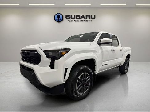 Used 2024 Toyota Tacoma TRD Sport image 1