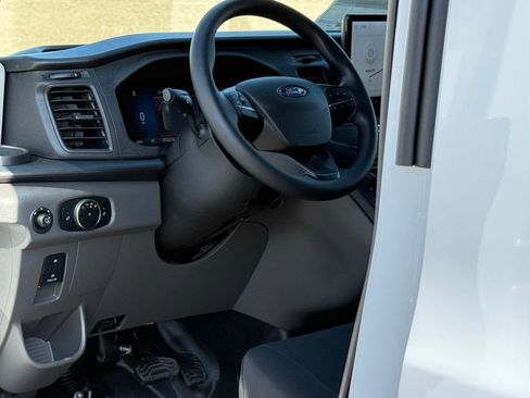 New 2026 Ford Transit 250 148 Medium Roof image 6