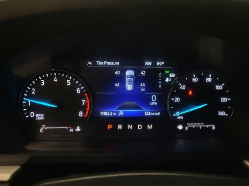 Used 2020 Ford Explorer XLT w/ Equipment Group 202A image 23