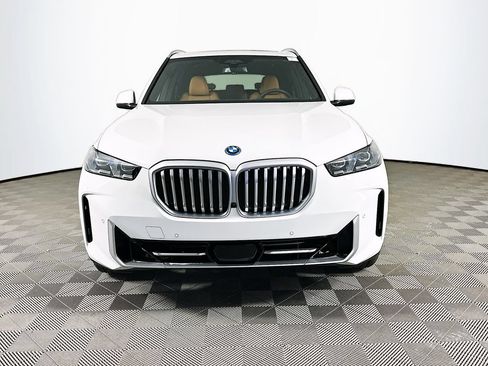 Used 2026 BMW X5 xDrive50e AWD/4WD image 3