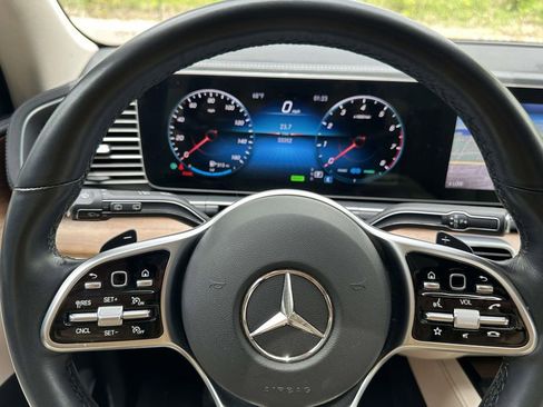 Used 2022 Mercedes-Benz GLS 450 4MATIC w/ AMG Line Exterior image 22