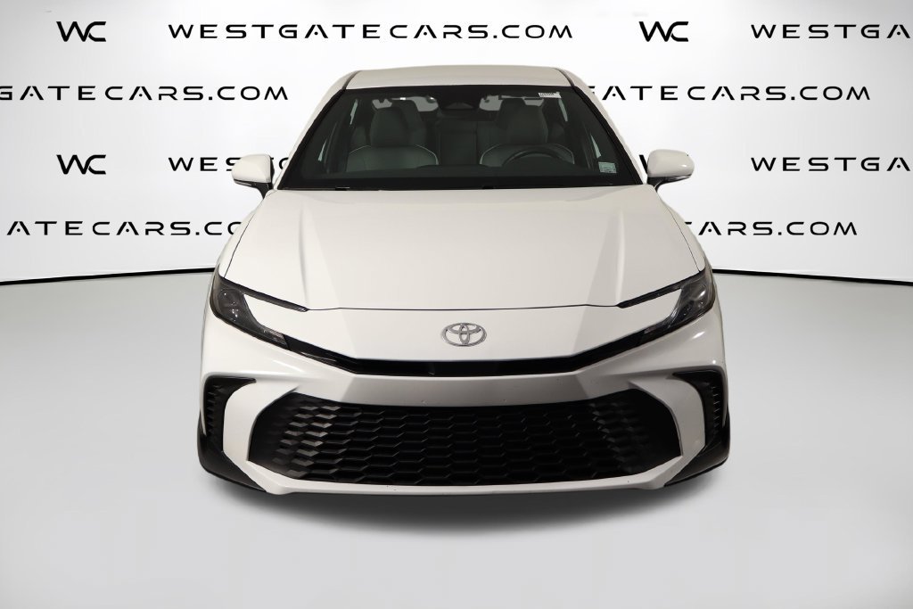 Used 2026 Toyota Camry SE FWD image 2