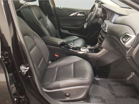 Used 2018 INFINITI QX30 AWD w/ Cargo Package image 14