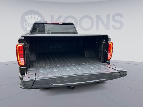 Used 2024 GMC Sierra 1500 Elevation image 25