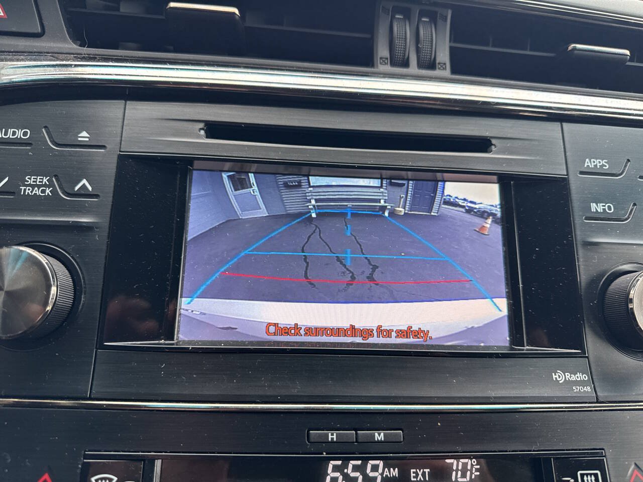 Used 2013 Toyota Avalon XLE Touring FWD image 28