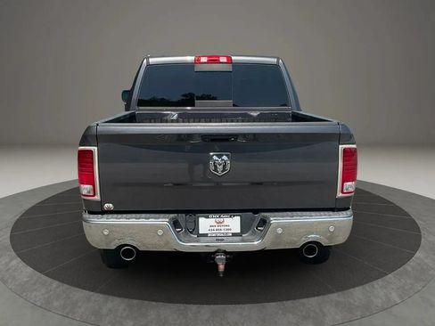 Used 2018 RAM 1500 Laramie w/ Convenience Group AWD/4WD image 4