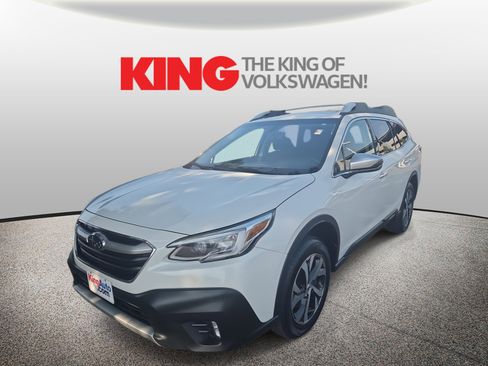 Used 2022 Subaru Outback Touring image 3