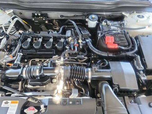 Used 2022 Honda Accord Sport image 30