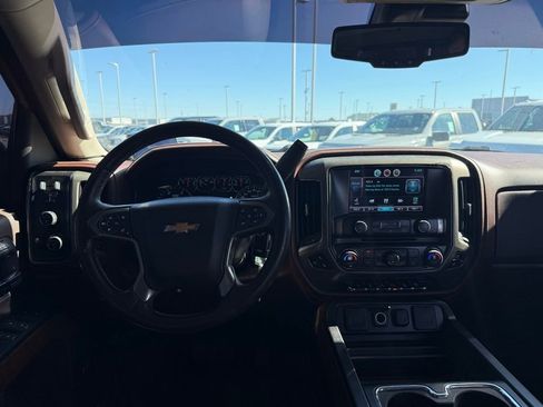 Used 2015 Chevrolet Silverado 2500 High Country w/ Duramax Plus Package image 19