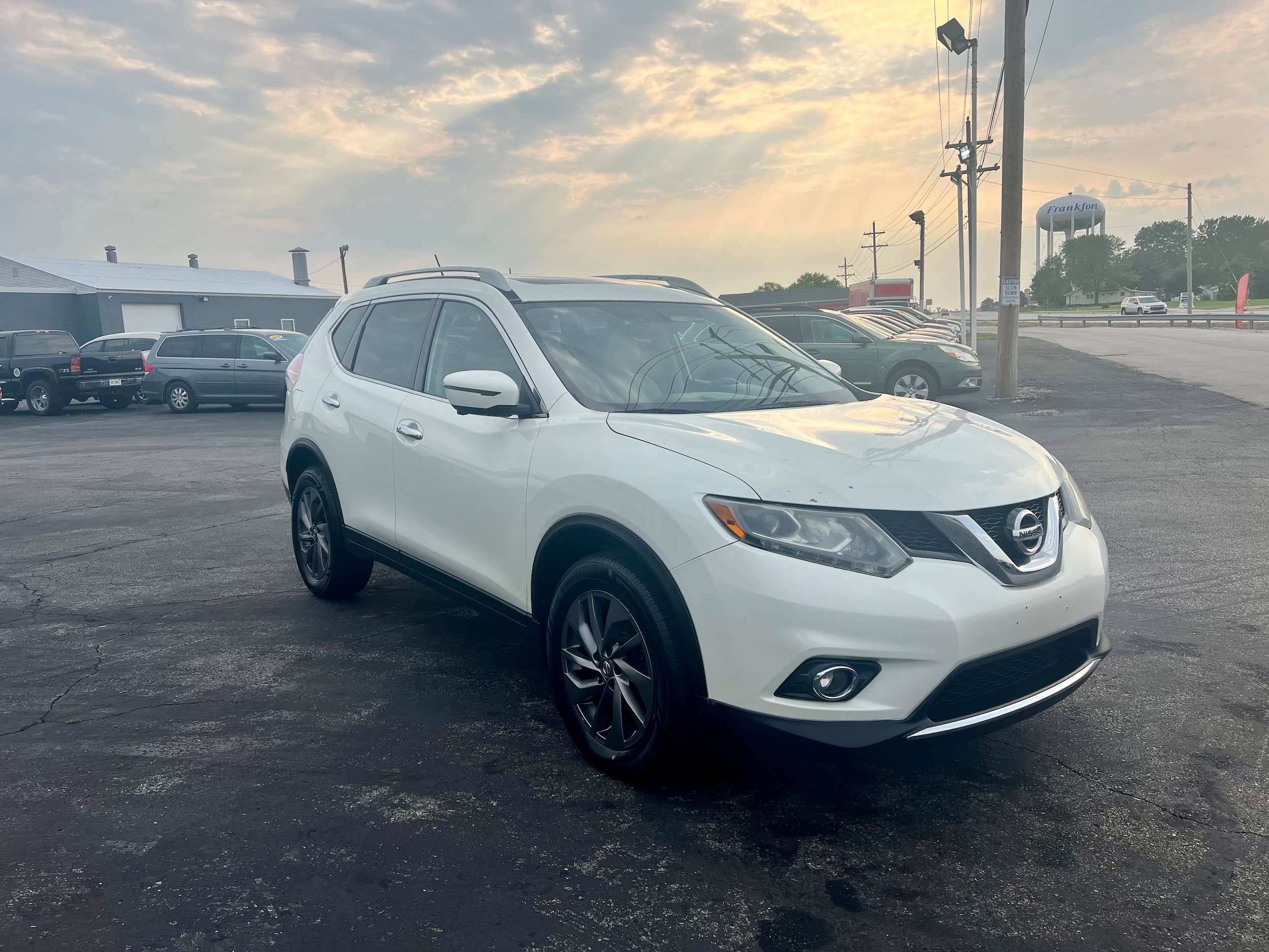 Used 2016 Nissan Rogue SL w/ SL Premium Package AWD/4WD image 3