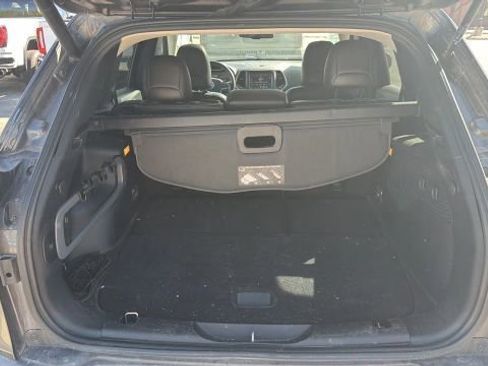 Used 2014 Jeep Cherokee Limited w/ Luxury Group image 17