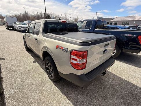Used 2025 Ford Maverick XLT w/ XLT Luxury Package image 2