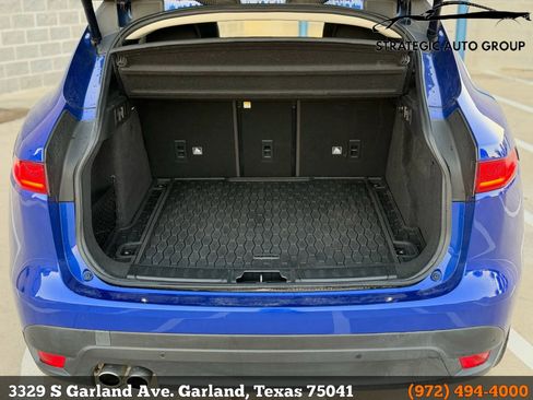 Used 2018 Jaguar F-PACE Prestige image 12