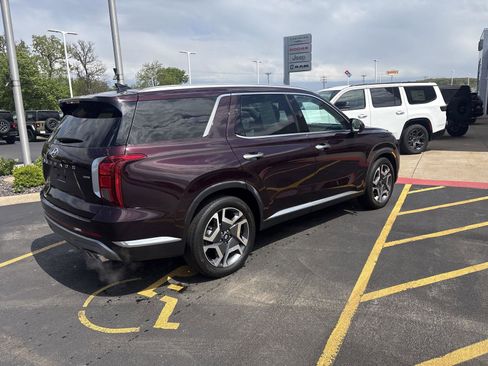 Used 2024 Hyundai Palisade Limited AWD/4WD image 6