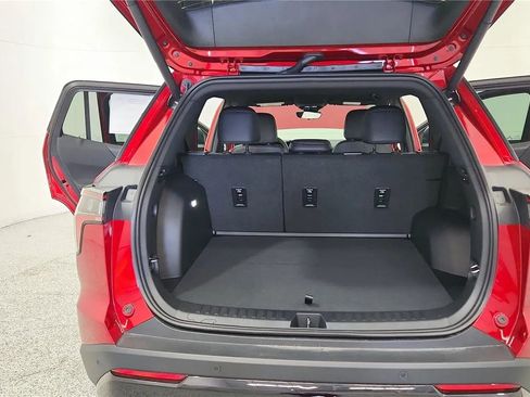 New 2026 Chevrolet Equinox RS w/ Safety and Technology Package FWD image 19
