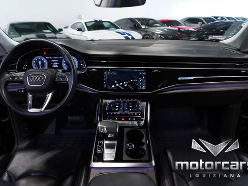 Used 2020 Audi Q8 Prestige image 33