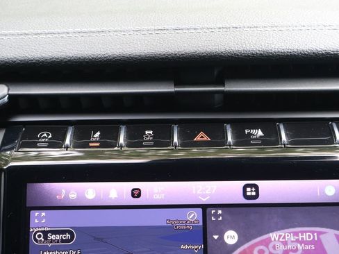 Used 2022 Jeep Grand Cherokee L Limited AWD/4WD image 18