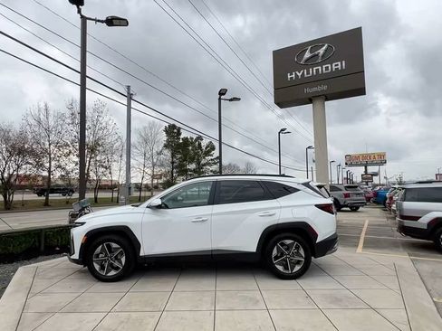 Used 2026 Hyundai Tucson SEL FWD image 4