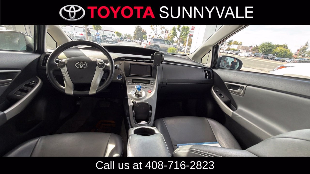 Used 2013 Toyota Prius Five FWD image 5