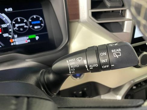 Used 2023 Toyota Sequoia Capstone AWD/4WD image 11