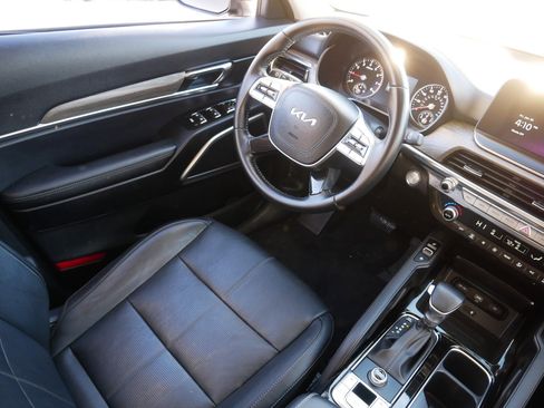 Certified 2022 Kia Telluride EX w/ EX Premium Package image 9