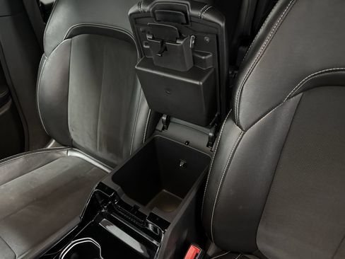 Used 2023 Jeep Grand Cherokee L Laredo RWD image 36