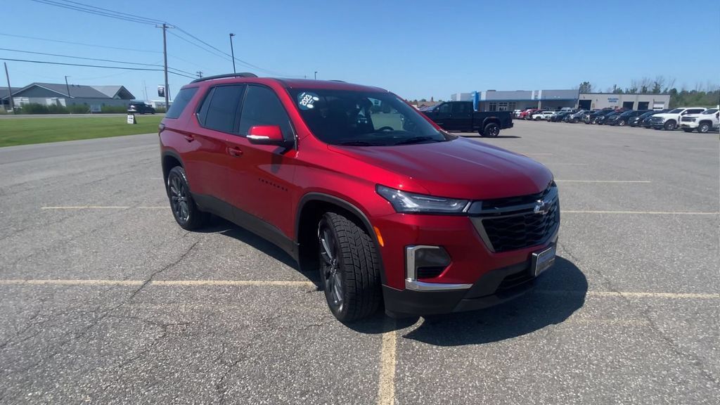 Certified 2023 Chevrolet Traverse RS AWD/4WD image 2