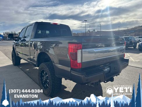 Used 2017 Ford F350 Platinum w/ Platinum Ultimate Package image 5