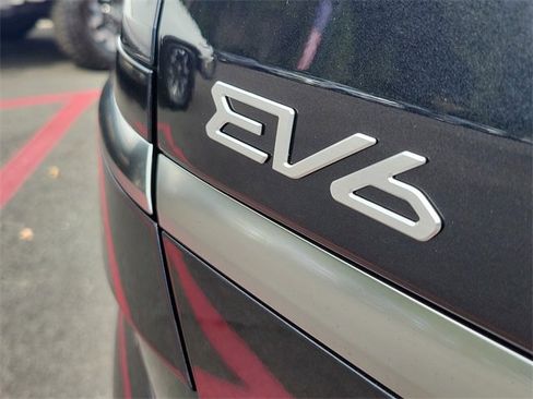New 2025 Kia EV6 Wind image 7