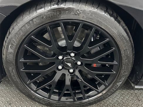 Used 2018 Ford Mustang GT w/ GT Performance Package image 7