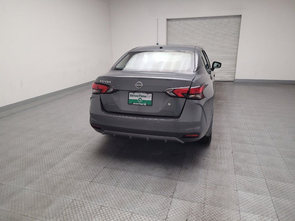 Used 2025 Nissan Versa S w/ Trunk Package FWD image 7
