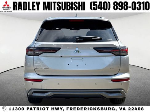 New 2026 Mitsubishi Outlander SEL image 19